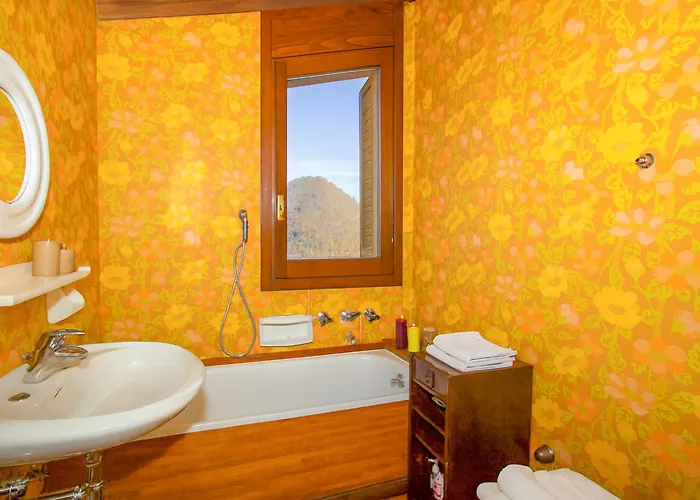Intelvi Villa *
