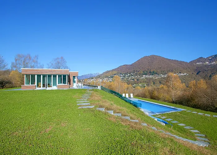 Intelvi Villa *